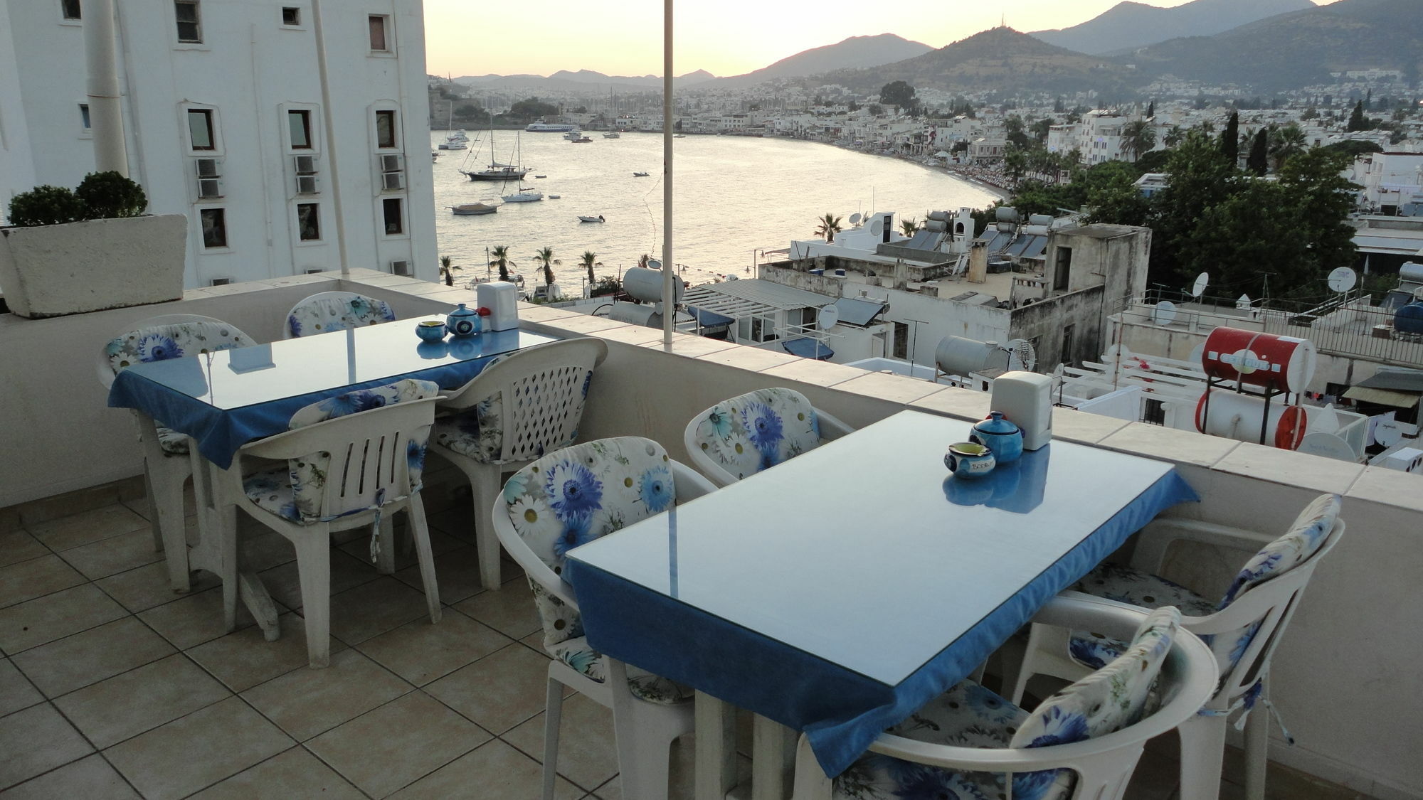 Merhaba Pansiyon Bodrum Bagian luar foto